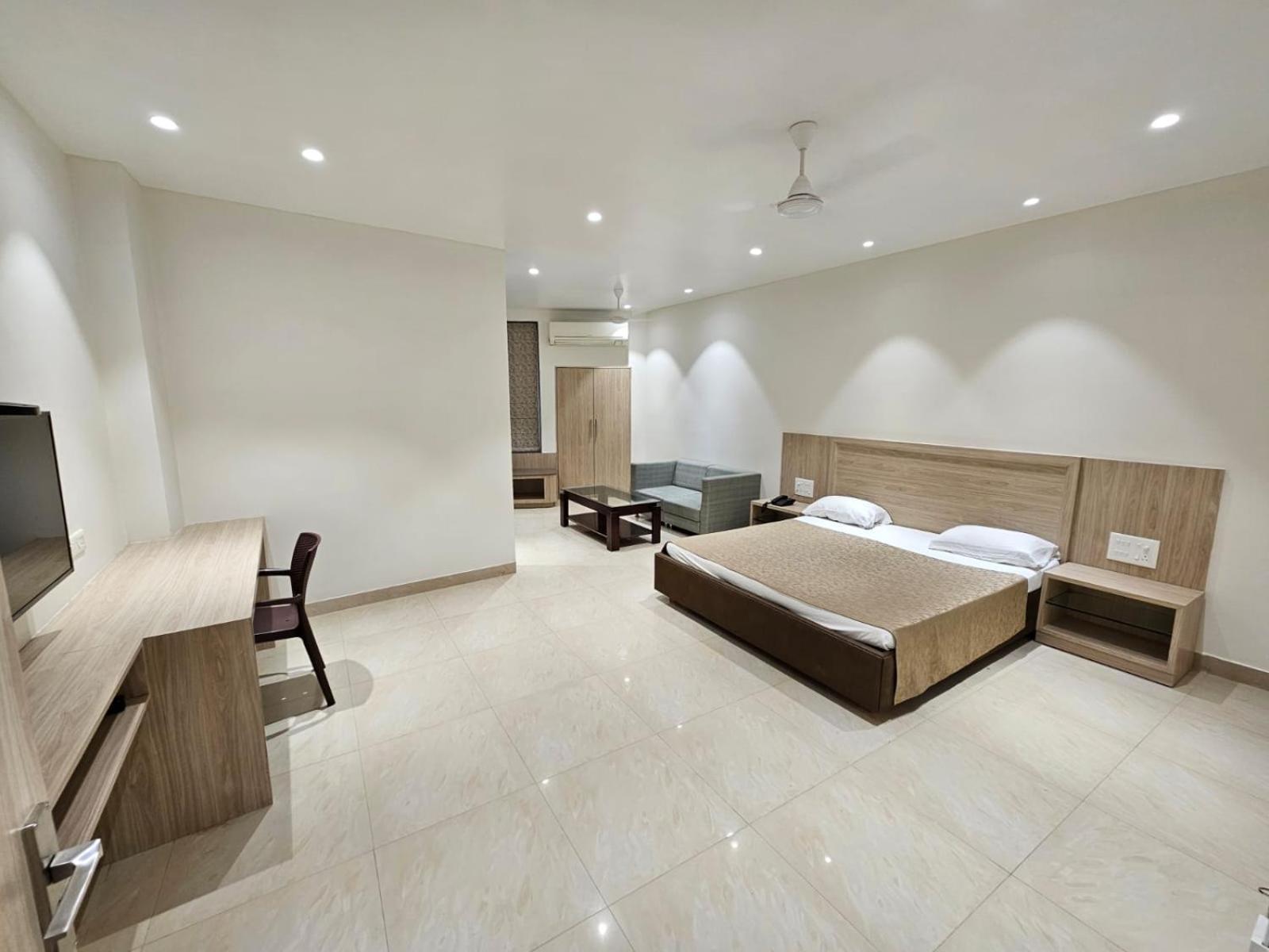 Hotel Bagla Atithi Banaras Varanasi Esterno foto