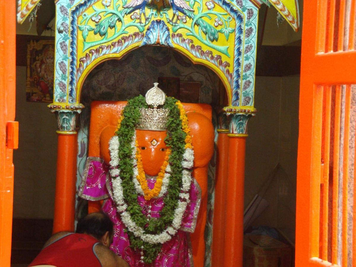 Hotel Bagla Atithi Banaras Varanasi Esterno foto